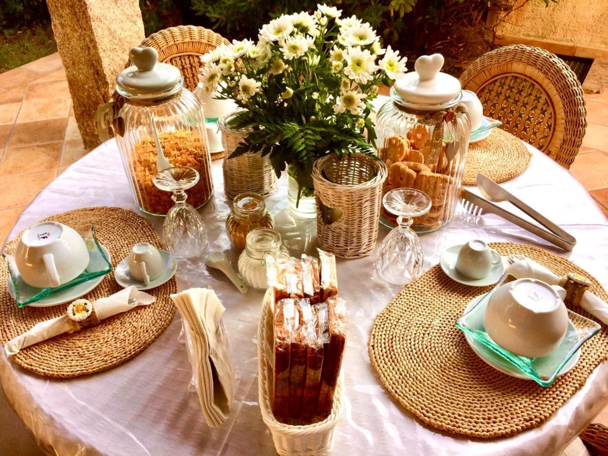 Villa Franci Santa Teresa Gallura Eksteriør bilde